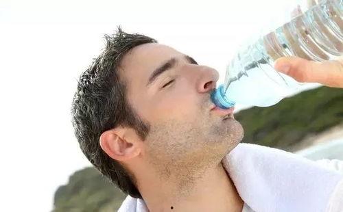 打嗝难受视频,揭秘难受打嗝背后的科学秘密